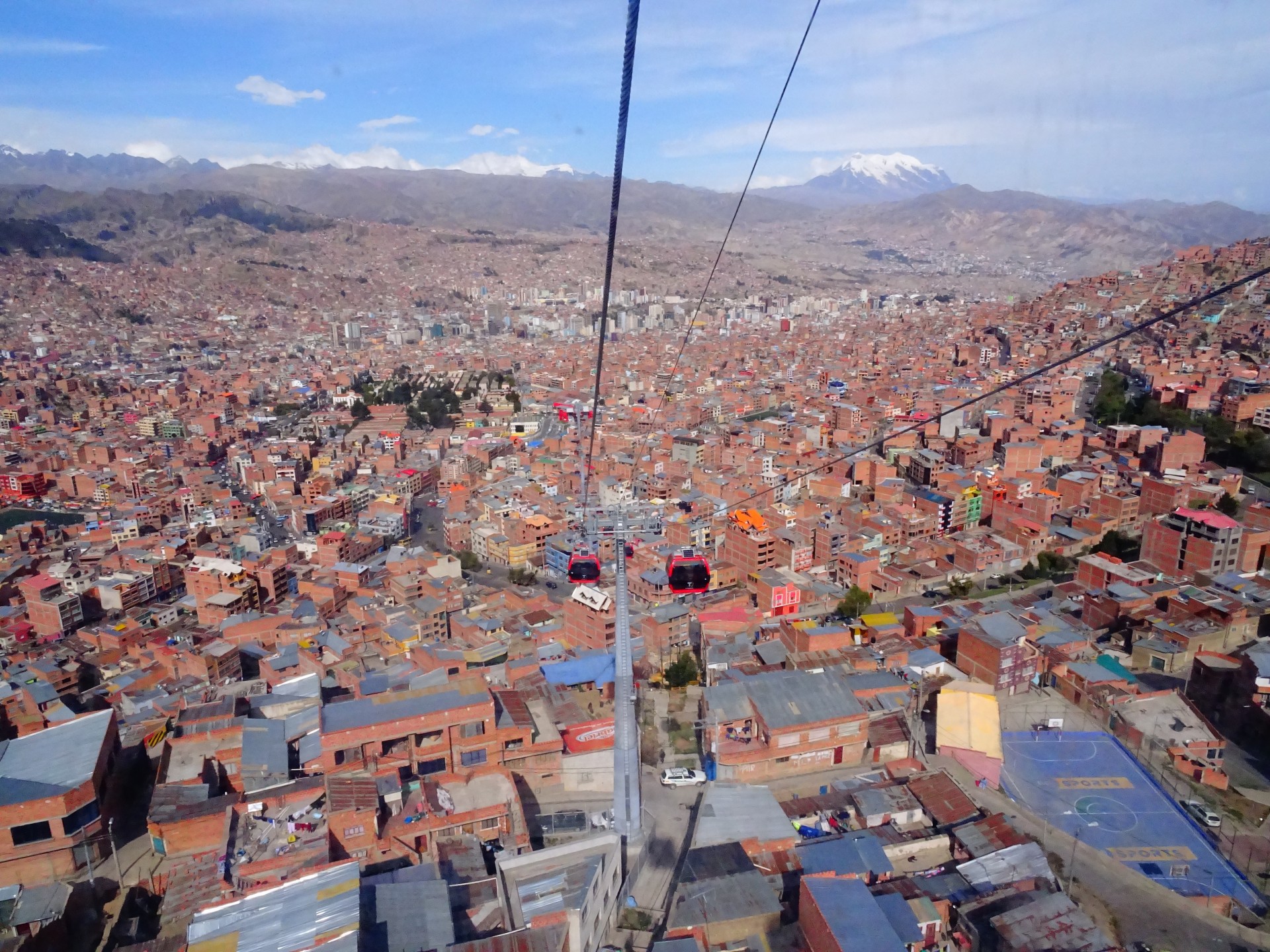 It's remarkably difficult to get all of La Paz in one photograph.